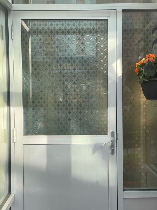 Door in Brooklyn — photograph 7 of 32