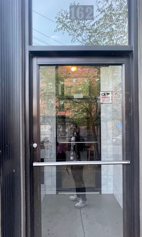 Door in Brooklyn — photograph 14 of 32