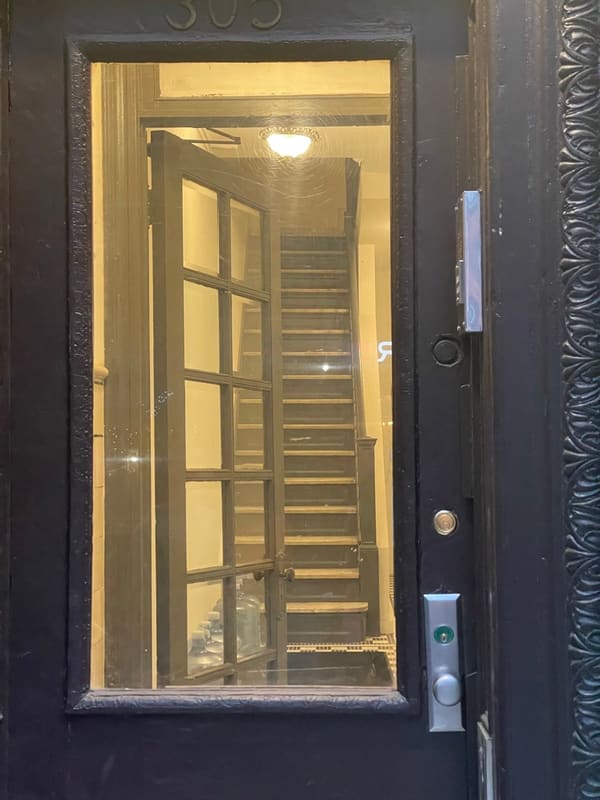 Door in Brooklyn — photograph 16 of 32